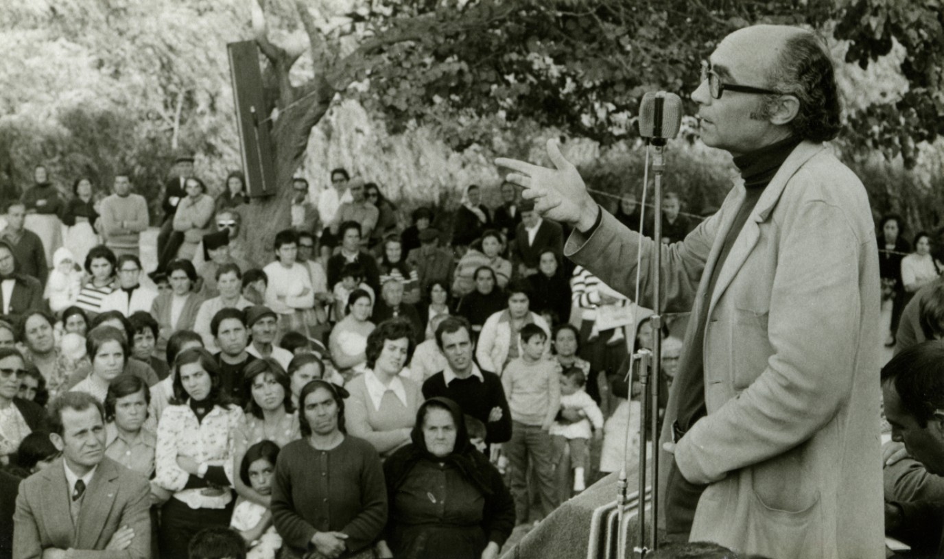 José Saramago nos anos 70 ©Arquivo da FJS/Direitos Reservados