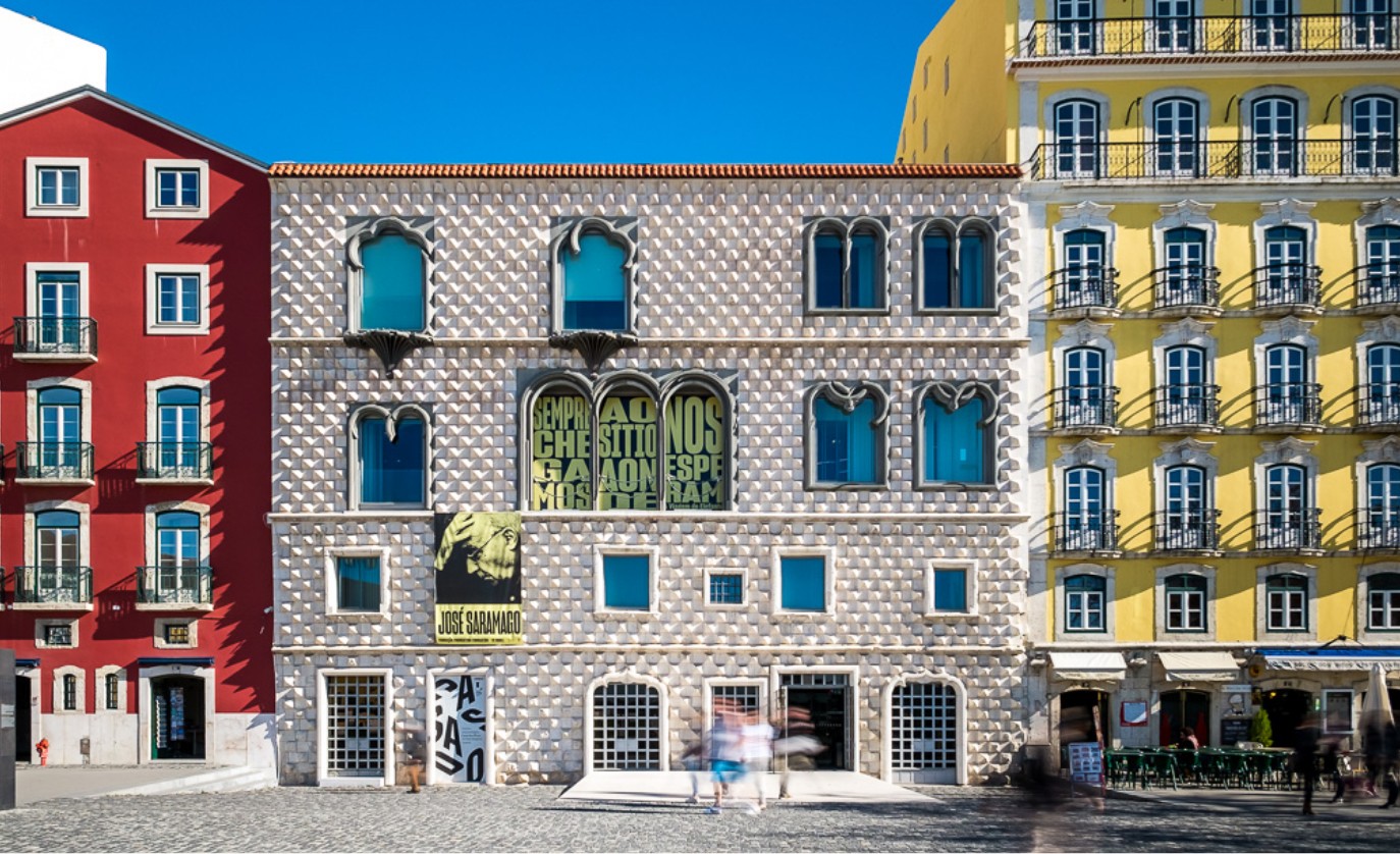 Facade of Casa dos Bicos © CML | DMC | DPC | José Vicente 2018